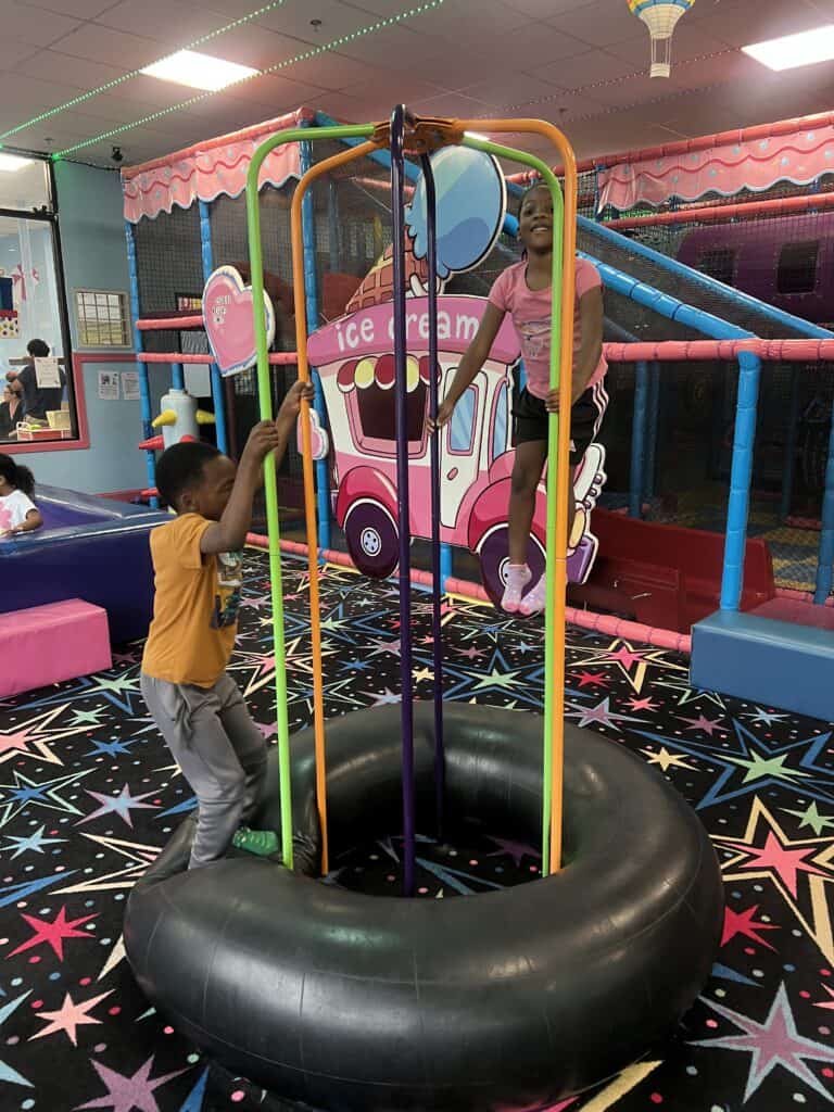 kids playing at totsville glen burnie